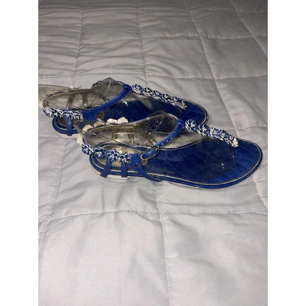 Chanel T Strap Blue Floral Embellished Sandals Sz 39 8.5 US